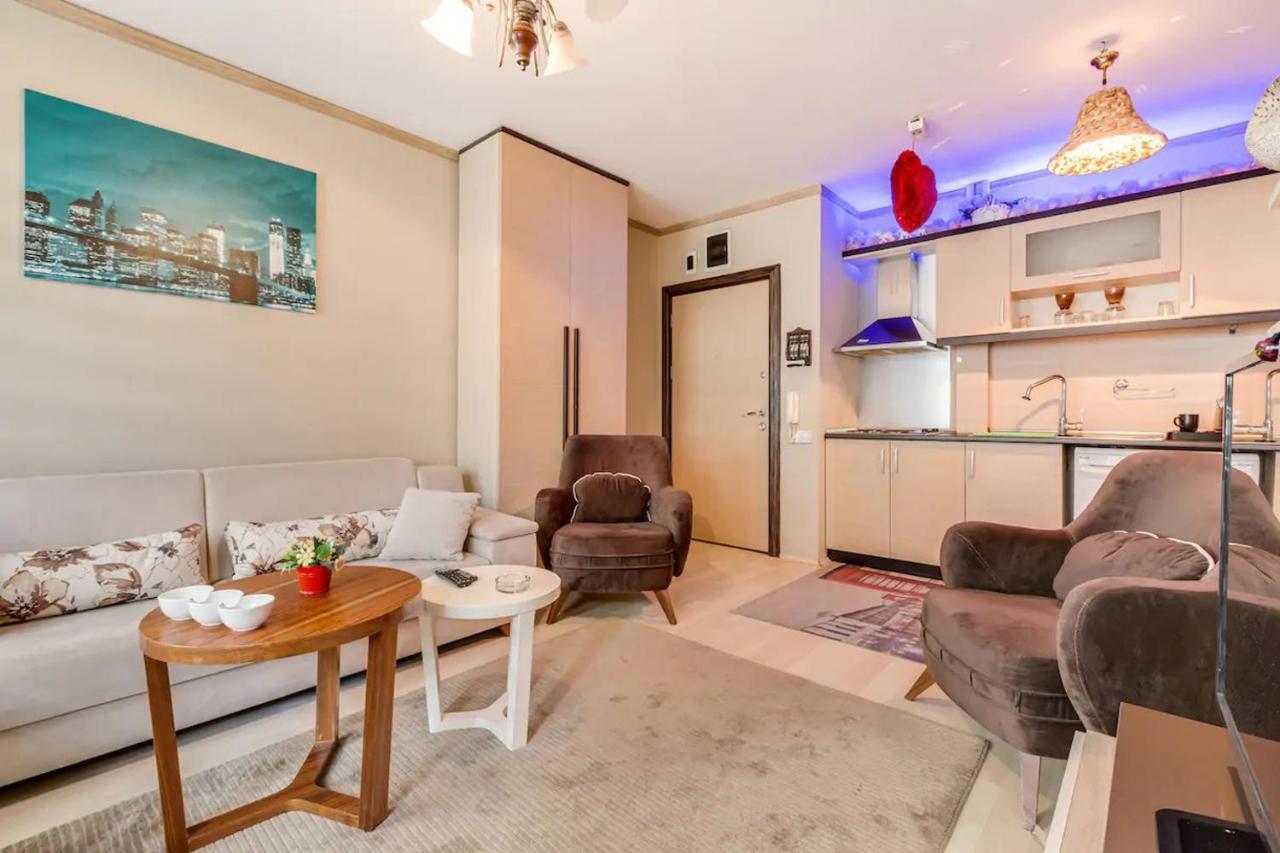 Downtown Two-Bedrom Apartment Tbilisi Exterior photo